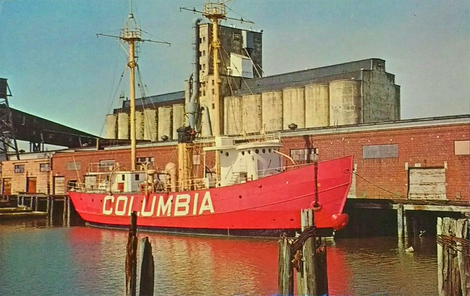 lightship-88-postcard-1800.jpg